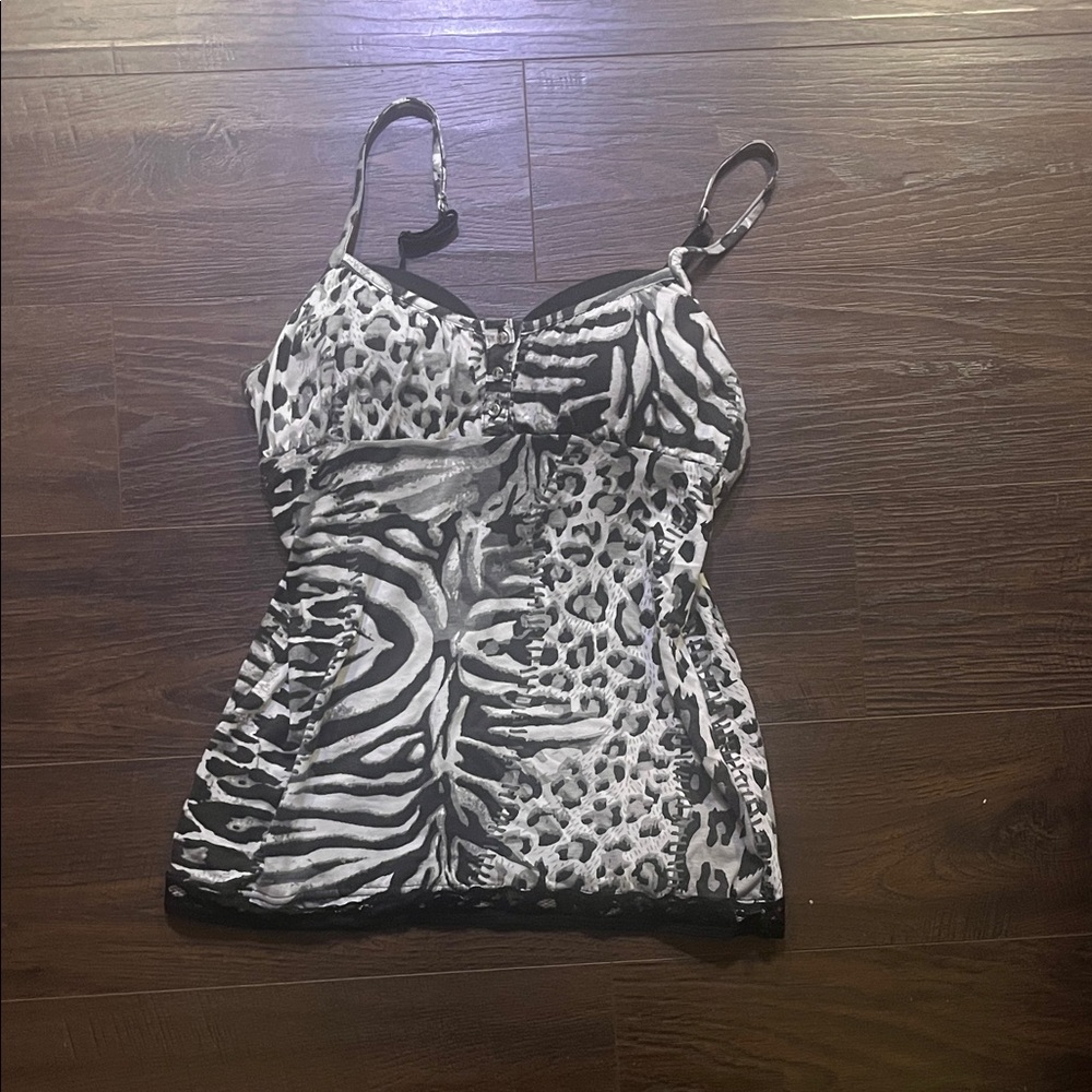 Stylish Black and White Animal Print Women's Top